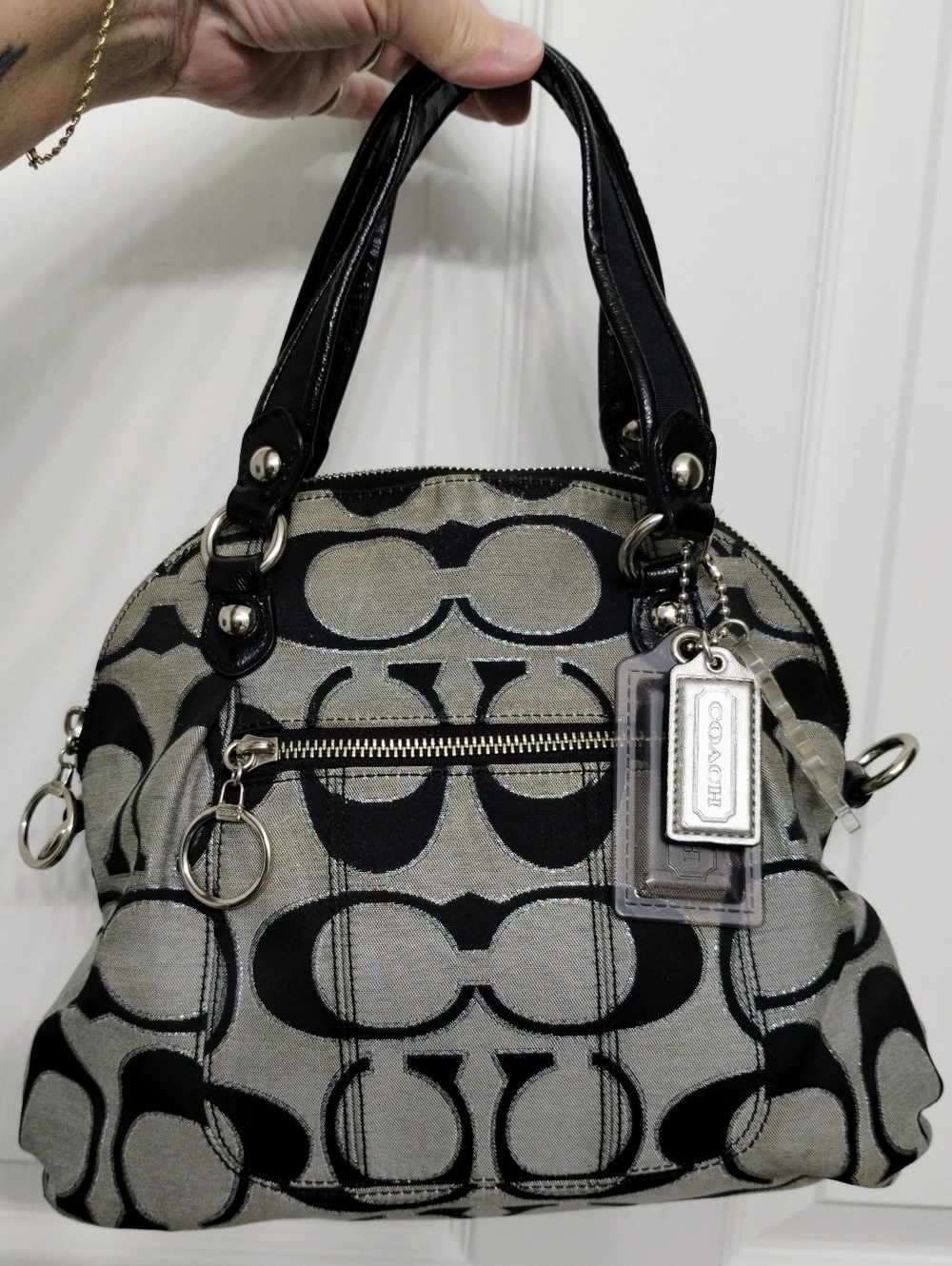 listing-status-banner